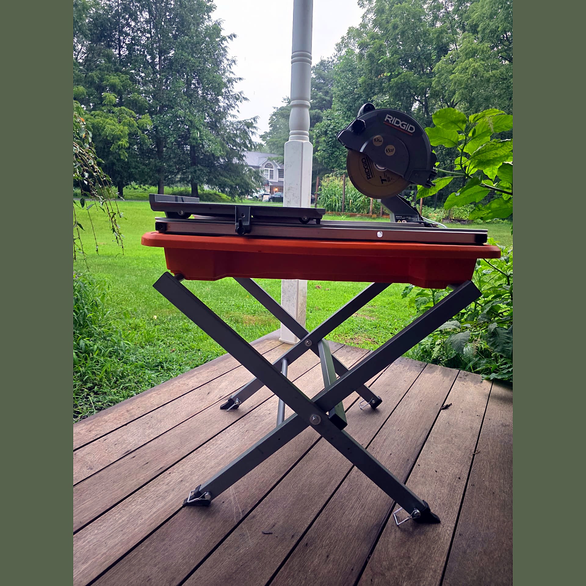RIDGID R4031S 9-Amp 7 in. Corded Wet Tile Saw with Stand