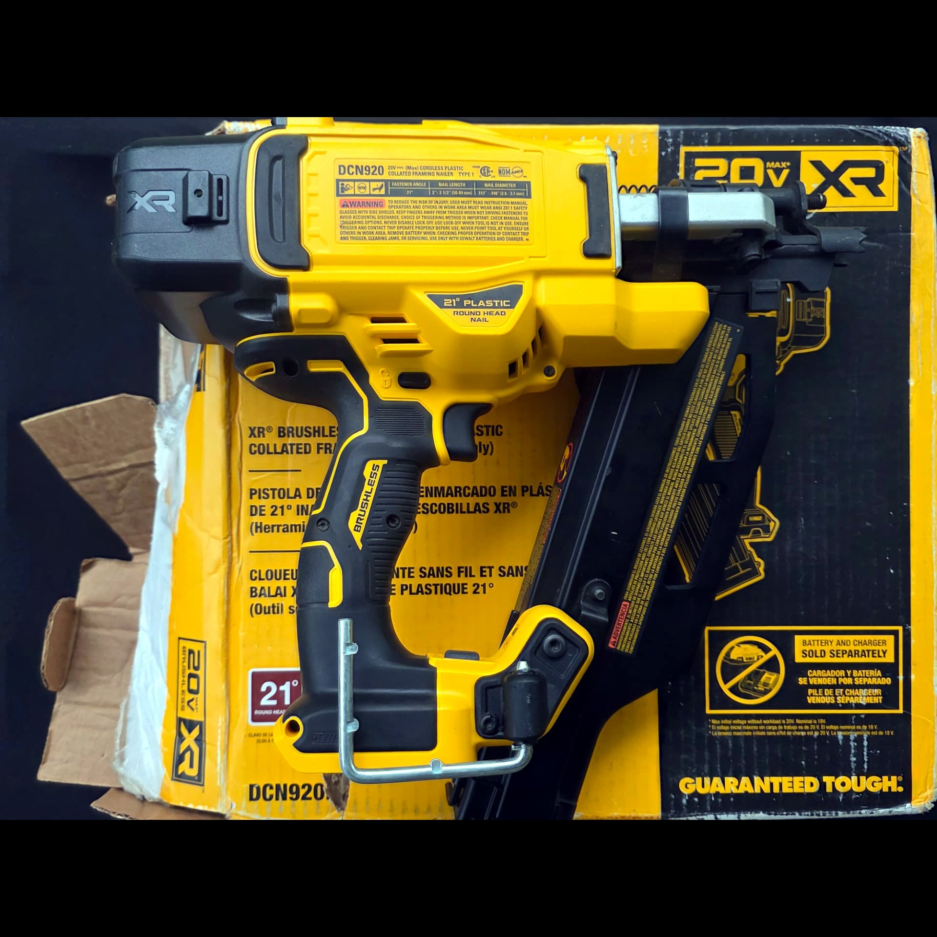 DEWALT 20V MAX* Cordless 21° Plastic Collated Framing Nailer (Tool Only)
